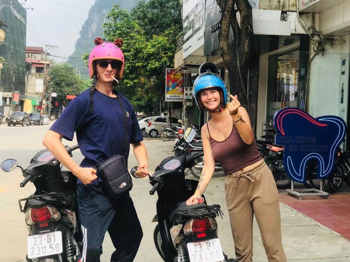Ha Giang Safari Hostel & Motorbikes Экстерьер фото