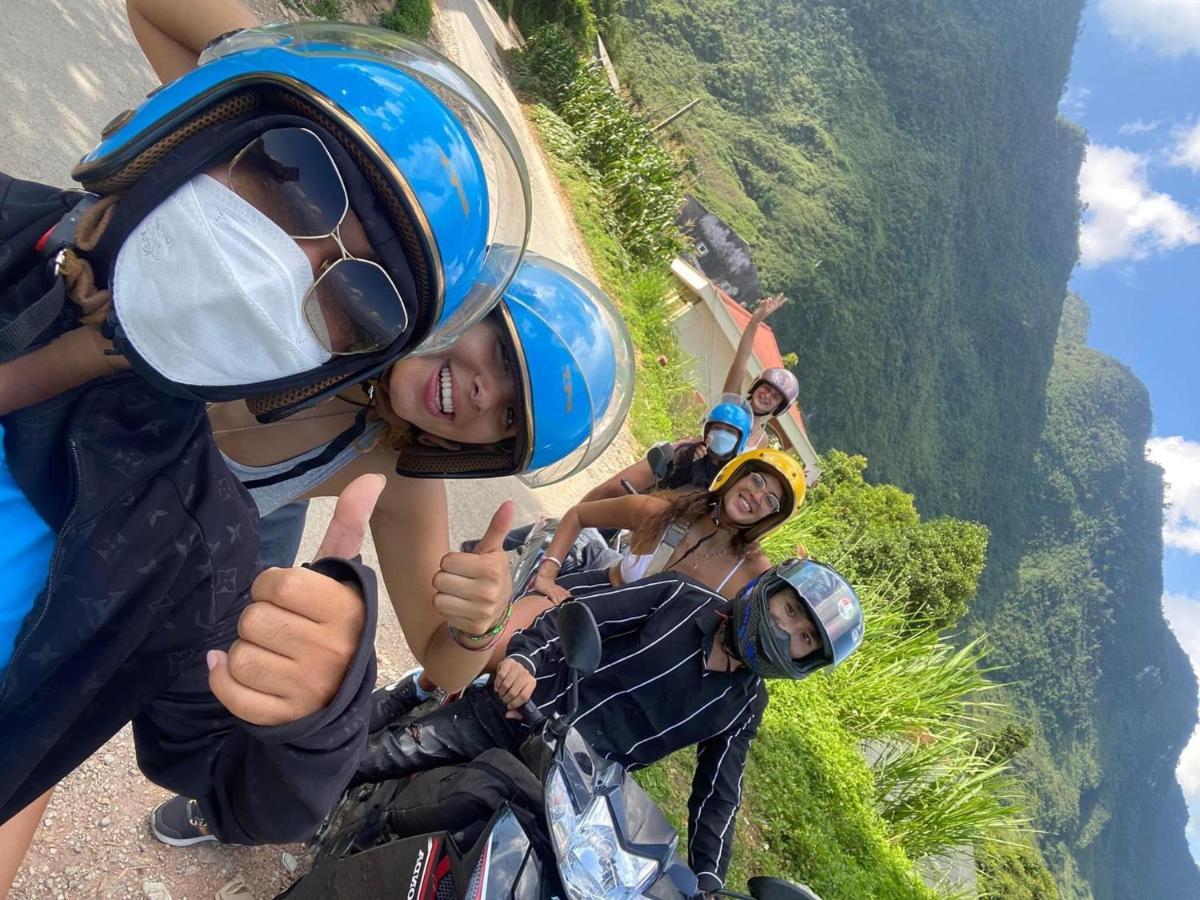 Ha Giang Safari Hostel & Motorbikes Экстерьер фото
